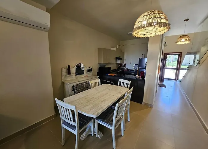 Private - Azha Ein Sokhna - Families Only Vakantiehuis